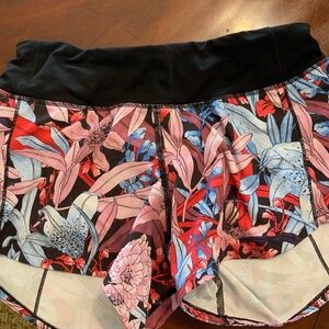 Lululemon Speed Up Short Size 2 with 4 inch inseam